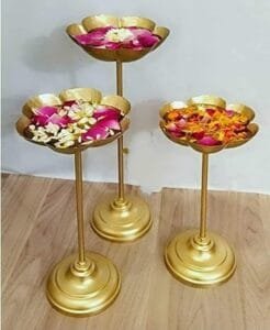 "Illuminate your space with elegance! ✨✨ The ZEN IMPEX Decorative Urli Bowl Tealight Holder Set adds charm and warmth to any occasion. Perfect for Diwali, poojas, or just because! 🕯️🌸 #HomeDecor #FestiveVibes #Elegance"